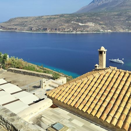 Villa Smaragda Liménion Стая снимка